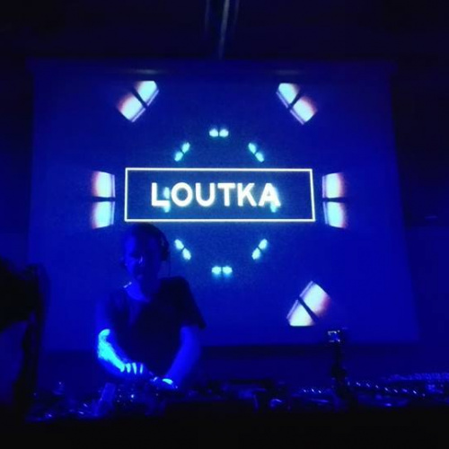 
                                            img-DJ Loutka-33
                    
